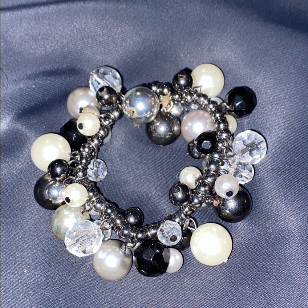 Gorgeous beaded bracelet
